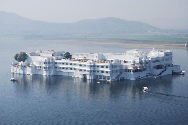 Day (1) Udaipur City Tour With Guide